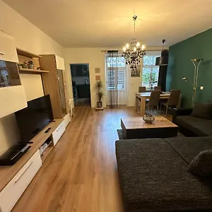 „la Casa De Papel“ / Behindertengerecht Apartment